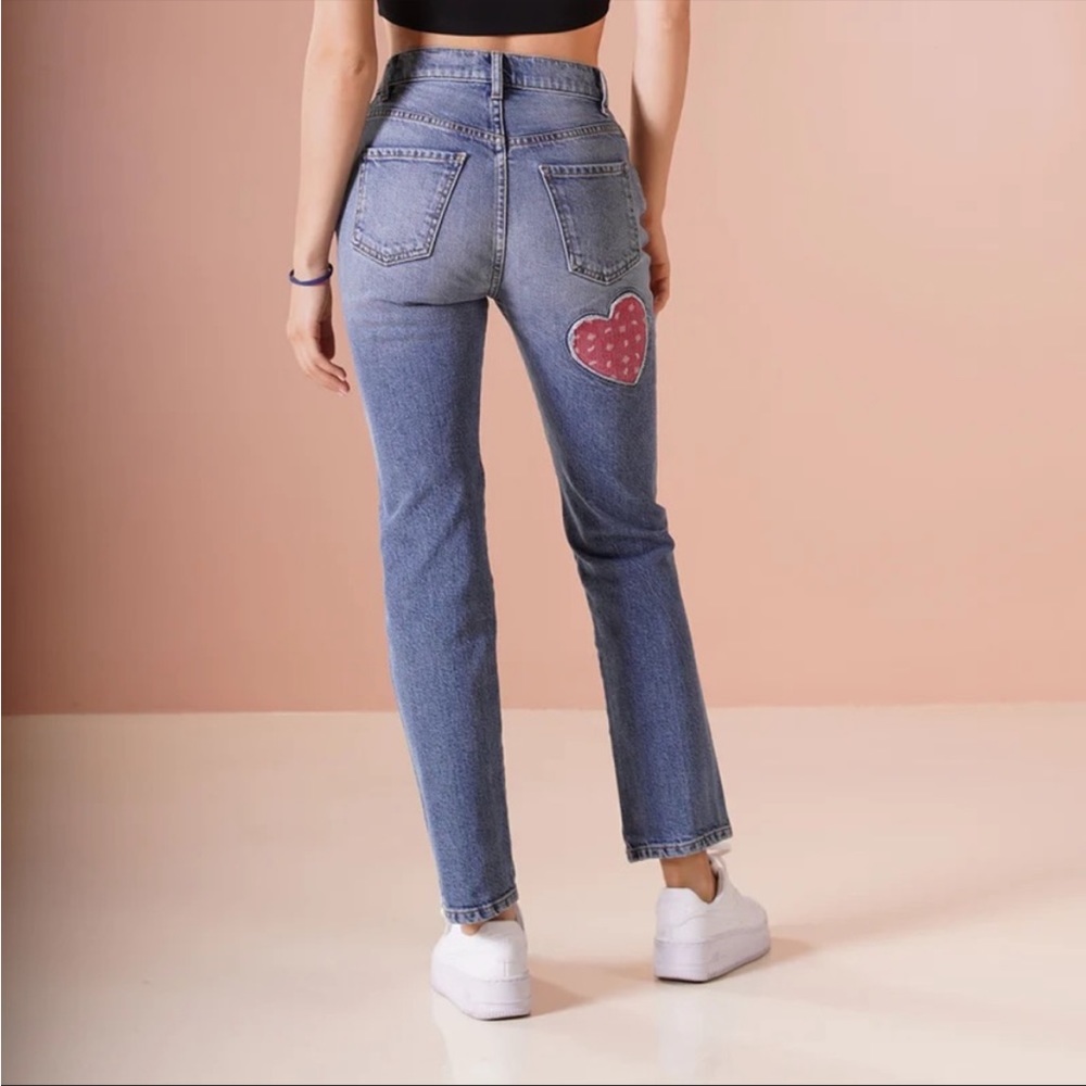 Revice Hourglass Fit / Heart on Fire